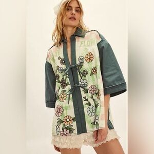 EUC - We the Free Pressed in Flowers Kimono - Size M